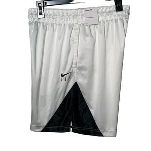 Nike Women's Basketball I So Fly Shorts  white/black Medium